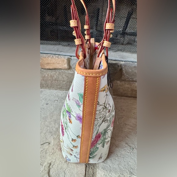 NWT Dooney & Bourke Botanical/Floral Small  Leisure Shopper - Picture 4 of 10